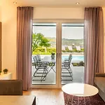 Appartement Paradisio Poolsuite Sundeck In Am Bodensee Bodman-Ludwigshafen
