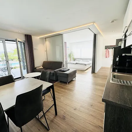 Paradisio Poolsuite Sundeck In Am Bodensee * Bodman-Ludwigshafen