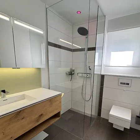 Paradisio Poolsuite Sundeck In Am Bodensee Daire