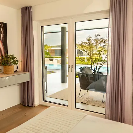 Paradisio Poolsuite Sundeck In Am Bodensee Apartment