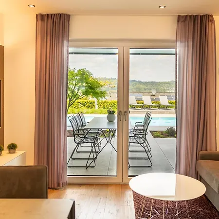 Apartment Paradisio Poolsuite Sundeck In Am Bodensee Bodman-Ludwigshafen