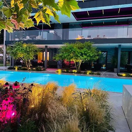 Paradisio Poolsuite Sundeck In Am Bodensee * Bodman-Ludwigshafen