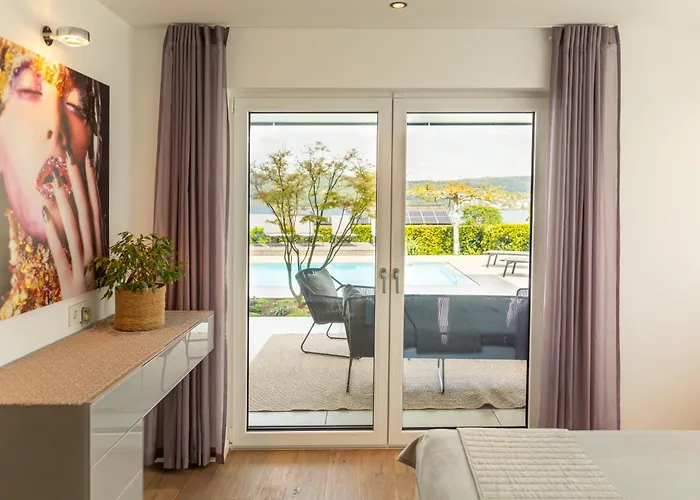 Paradisio Poolsuite Sundeck In Am Bodensee